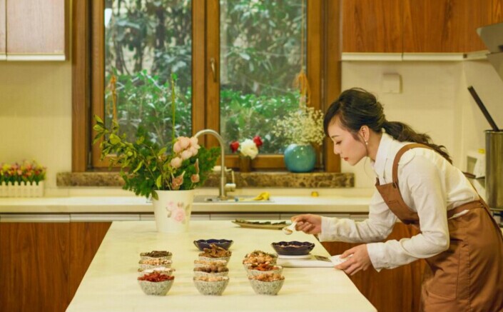 听卤娘说，线上餐饮应该这样玩！|餐饮界